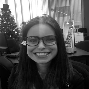 Meet your Posher, Caroline